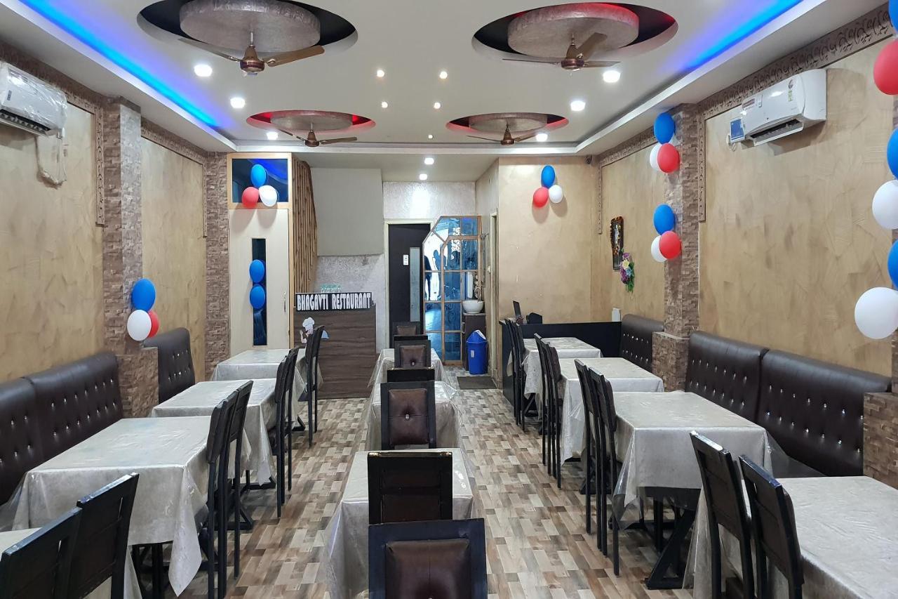 Oyo 27750 Bhagwati Residency Hotel Mirzapur Exterior photo