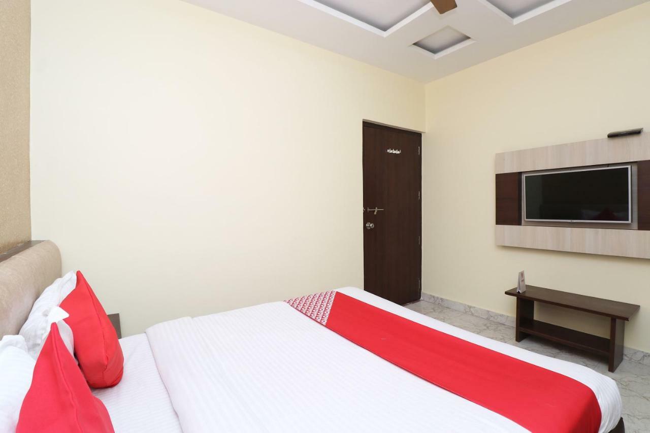 Oyo 27750 Bhagwati Residency Hotel Mirzapur Exterior photo